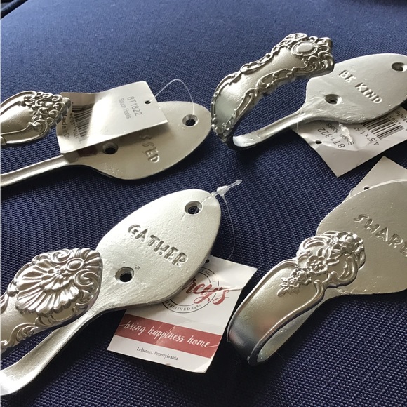 Set of 4 new Spoon Hooks - Picture 2 of 3